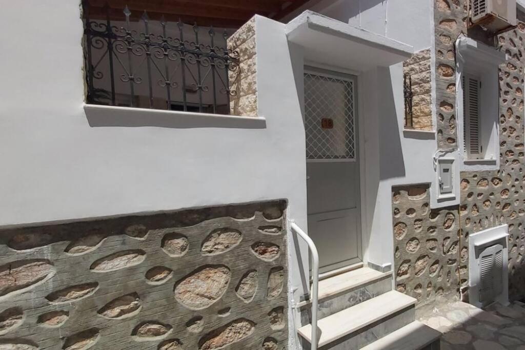 Syros Stone Yard House Villa Ermoupoli Exterior photo